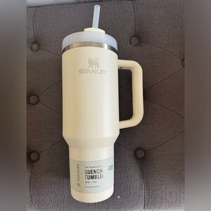 Brand New Stanley, Cream Color, 40 oz